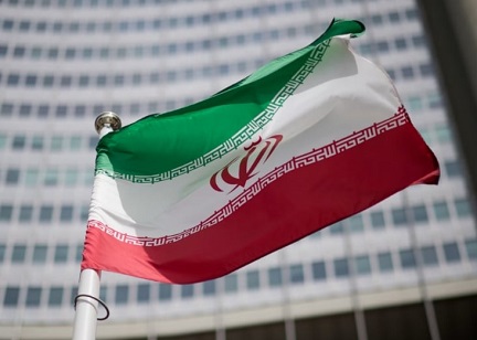 You are currently viewing إيران ردّاً على تهديدات ترامب بشأن التدخل في الاحتجاجات: أي يدٍ ستمتد إلى بلادنا ستقطع