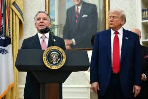 Read more about the article إعلام عبري: ويتكوف يحاول دفع المحادثات مع إيران.. ما الذي يخشاه الكيان؟