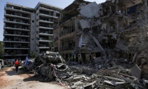 Read more about the article واشنطن بوست: الكيان وإيران تتبادلان ضمانات بعدم “بدء الهجوم”