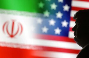 Read more about the article “صفقة نووية” بدعم مصر وقطر وفخ إيراني.. تحذيرات الكيان قبل الضربة الأمريكية لايران