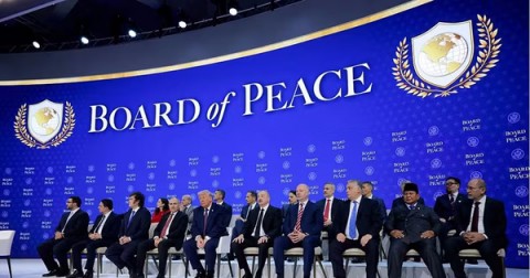 You are currently viewing بقيادة ترامب وغياب فلسطيني.. “مجلس السلام” يبدأ مهامه لإدارة غزة وسط انقسام دولي حاد حول أهدافه وخباياه