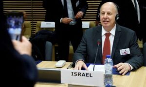 Read more about the article مسؤول إسرائيلي سابق: الفلسطينيون صمدوا طيلة عامين ولم يرفعوا الراية البيضاء رغم مساعدة أمريكا لنا