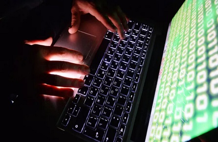 You are currently viewing خبراء: “داعش” يكثّف التجنيد الإلكتروني بعد خسارة معاقله الإقليمية