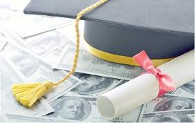 Read more about the article “دكتوراه السلطة”.. حين يطارد السياسيون الألقاب الأكاديمية خلف مكاتب الوزارات