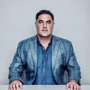 Read more about the article الإعلامي والمحاور سينك اويغور