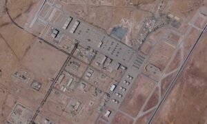 Read more about the article لليوم الثالث على التوالي.. السعودية تعلن اعتراض صواريخ إيرانية استهدفت قاعدة الأمير سلطان الجوية قرب الرياض