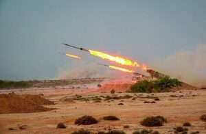 Read more about the article نائب قائد قاعدة خاتم الأنبياء: إيران قررت كسر شوكة الولايات المتحدة ولا يهمنا كم ستطول الحرب