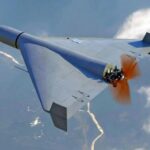 واشنطن تُقِّر: المُسيّرات الإيرانيّة ممتازةٌ والدفاعات الجويّة الأمريكيّة أوهن من اعتراضها.. قدرة المسيّرات التحليق بارتفاعاتٍ منخفضةٍ وبسرعاتٍ بطيئةٍ تجعل رصدها أصعب من رصد الصواريخ الباليستيّة.. تبعاتٌ اقتصاديّةٌ وخيمةٍ لإغلاق مضيق هرمز