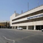 هجمات بصواريخ ومسيرات تستهدف مطار بغداد الدولي الذي يضمّ قاعدة عسكرية امريكية ومنشأة نفطية في محافظة البصرة