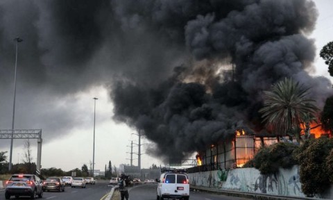 حرائق وإصابات وسط فلسطين المحتلة بعد سقوط صواريخ إيرانية و”الحرس الثوري” يهدد بـ”مطاردة واغتيال” نتنياهو.. والأمن الإيراني يعتقل 20 شخصًا يعملون لصالح “الموساد” الإسرائيلي