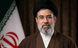 Read more about the article طهران تنفي مزاعم نقل المرشد مجتبى خامنئي إلى روسيا للعلاج وتعتبرها “حربا نفسية جديدة” وتؤكد أن قادة إيران “مكانهم في الشوارع وبين الناس”