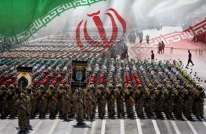 Read more about the article الرياض “تتمهل” وأبو ظبي “تحرض” وكلاهما يطالبان بـ”إنهاء المهمة عسكريا”.. رسالة بالنار من “الحرس الثوري” لـ”سواحل الخليج” وأخرى بتوقيع “يمني” لردع إعلان سعودي- إماراتي بـ”الإنضمام للحرب”
