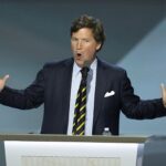 تاكر كارلسون: لقاء القبض على عملاء الموساد في قطر والسعودية