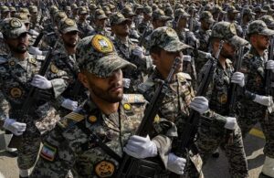 Read more about the article الحرس الثوري الإيراني يرد على ترامب بشأن من يقرر نهاية الحرب ويتوعد أمريكا والكيان بالندم