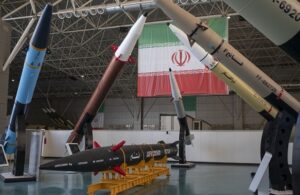 Read more about the article الحرس الثوري الإيراني: نحذر بإخلاء كافة الصناعات الأمريكية في المنطقة والسكان المحيطين بها