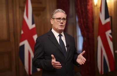 You are currently viewing صحيفة “تلغراف”: رئيس الوزراء البريطاني رفض دعوة ترامب لإرسال السفن إلى مضيق هرمز