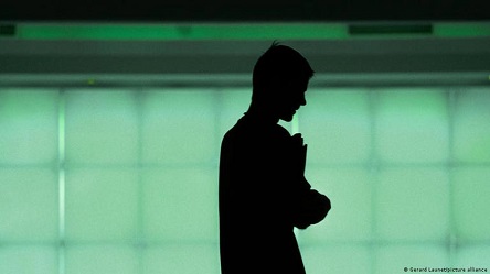 لماذا يكرر البشر نفس أخطائهم؟