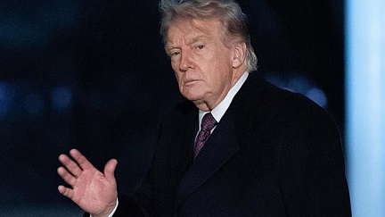 You are currently viewing محاولات أميركية للتواصل مع إيران بلا تجاوب.. وأوروبا تطالب ترامب بتوضيح غايته من الحرب