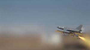 You are currently viewing الجيش الإيراني يدكّ مقار الاحتلال في بئر السبع بمسيرات تدميرية