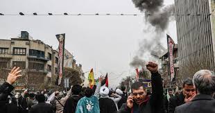 You are currently viewing استمرار مسيرات “يوم القدس العالمي” بقوة رغم الاعتداء الأميركي – الصهيوني الذي استهدفها