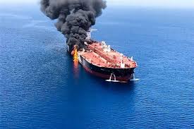 You are currently viewing حرس الثورة الإيراني يعلن استهداف ناقلة نفط أميركية بمسيّرة