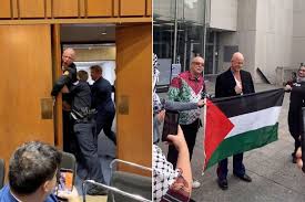 You are currently viewing “قادتُنا متورطون مع الكيان”.. جندي أمريكي سابق يدعو للانتفاض ضد الحروب