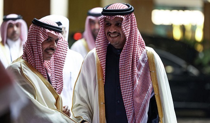 You are currently viewing 6 وزراء خارجية عرب يبحثون هاتفيا سبل تثبيت وقف النار بين واشنطن وطهران