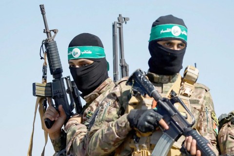 You are currently viewing قلقٌ كبيرٌ في الأرض المحتلة من إمكانية حيازة “حماس” مسيّراتٍ كحزب الله.. الاجتياح مرّة أخرى على طاولة صُنّاع القرار بالكيان و “حماس” لا تُظهِر علامات استسلامٍ
