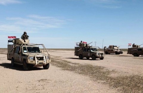You are currently viewing الحشد الشعبي يفرض إجراءات أمنية غير مسبوقة باتجاه معبر حدودي مع السعودية بعد رصد تحركات مريبة