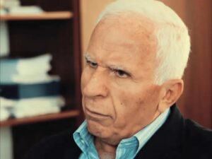 Read more about the article ضجة كبيرة في رام الله.. هل قدم الأحمد استقالته؟ وما قصة الخلافات التي هزت “فتح”؟ ومن يقف خلف الهجوم “الغامض”؟ حساب قلب الحركة واستفز قادتها.. تفاصيل القصة وما يجري داخل الحركة