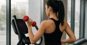 Read more about the article هل ممارسة الرياضة على معدة فارغة تحرق الدهون أكثر؟