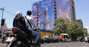 مقر خاتم الأنبياء: مضيق هرمز مغلق أمام جميع السفن حتى إشعار آخر