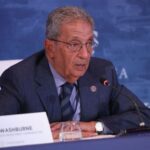 عمرو موسى يرد على انتقادات بعض دول الخليج له ويمتدح “ذكاء إيران” في مواجهة أمريكا وتابعها “الدلدول”
