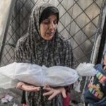 مجزرة بشعة.. مسح عائلة فلسطينية بأكملها من السجل المدني بعد قصف وحرق منزلهم بغزة وجيش الاحتلال يتوغل وسط القطاع