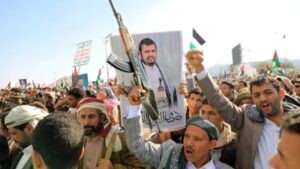 Read more about the article جماعة “أنصار الله” تهدد بالرد على الضربات السعودية التي استهدفت مدينة الحديدة اليمنية.. وهدنة 2022 في خطر