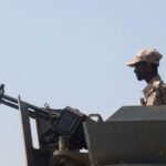 غارات جوية تستهدف تعزيزات للحوثيين في مأرب والجوف.. والحوثيون يعلنون استهداف منشآت لأرامكو