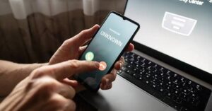 Read more about the article علامات اختراق الهاتف.. ما الذي يجب فحصه فورًا لحماية بياناتك؟