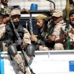 ماذا يجري في اليمن؟.. عشرات القتلى والإصابات بأعنف اشتباكات مسلحة بين جماعة “أنصار الله” والقوات الحكومية