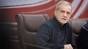Read more about the article الرئيس الإيراني يدعو الى إنهاء الحرب مع أمريكا “اليوم” ويؤكد: نحن في موقع “قوة” وما تحقق بالمفاوضات كان انجازًا كبيرًا