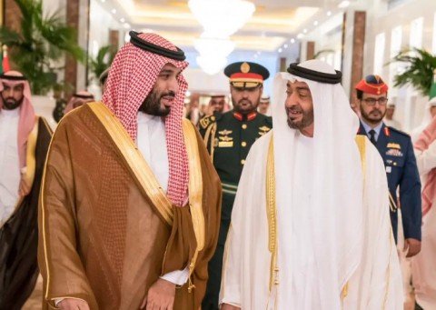 You are currently viewing لماذا وجّهت الإمارات “دعوة خطية” للملك سلمان وهل يمتنع الأمير بن سلمان عن الذهاب لأبوظبي؟.. تنافس مائي بين الرياض- أبوظبي ونتنياهو مدعو “تلقائيًّا” فماذا ستفعل الحكومات “غير المُطبّعة”؟