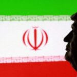 إيران تتوعد برد “مدمر” بعد تهديد أمريكا بفرض “أقسى عقوبات في التاريخ”