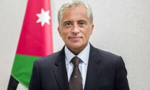 Read more about the article الأردن: هجمات على الحكومة… هل انتهى سقفها الزمني؟
