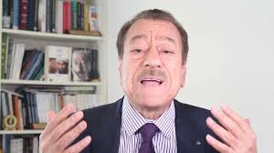 لماذا يكثف سماسرة العقار بقيادة ترامب وكوشنر ضغوطهم على نزع سلاح أذرع المقاومة في لبنان وعزة والعراق واليمن؟ وما صحة انتقال ايران من الدفاع الى الهجوم وتوجيه ضربات ساحقة لامريكا وإسرائيل؟ لماذا نقف في خندق سلطنة عُمان في وجه تهديدات ترامب؟ وكيف يستعد أبناء السنوار لمواصلة المسيرة؟