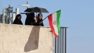 Read more about the article بعد التصعيد الأخير.. باكستان تكشف عن وجود تحركات واتصالات لتعزيز الحوار وخفض التوتر بين أمريكا وإيران