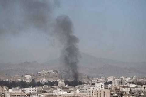 You are currently viewing سبعة قتلى و40 مصابا في غارة جوية سعودية استهدفت “محلات تجارية في سوق تعز المركزي” في جنوب غرب اليمن
