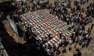Read more about the article انتشال جثامين 55 مفقودا في قطاع غزة من تحت أنقاض منزل دمرته الكيان خلال الإبادة