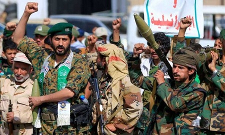You are currently viewing جماعة الحوثي تعلن شن هجوم واسع على قاعدة الملك خالد الجوية في السعودية