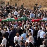 آلاف الأردنيين يشيّعون ضحايا هجوم كنيسة الكرك ورئيس الوزراء يدعو لاجتثاث الفكر المتطرف