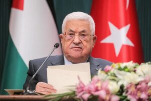 Read more about the article ﻿ الرئيس الفلسطيني يُلغي موعد إجراء الانتخابات التشريعية ويقرر عقدها بالتزامن مع الانتخابات الرئاسية في 11 سبتمبر2027