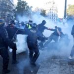 “ألا تقولين الله أكبر الآن؟”… شهادات صادمة لقاصرين احتجزوا خلال احتجاجات الطلبة “تفضح عنف وعنصرية الشرطة الفرنسية”
